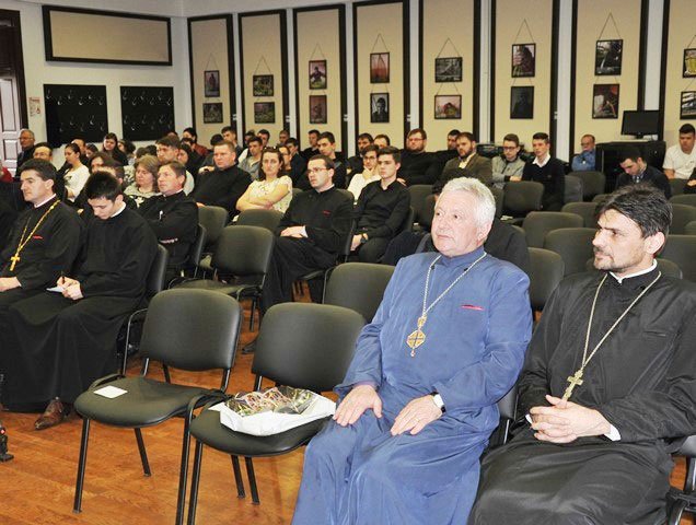 Conferinţă a publicistului Sever Voinescu la Zalău 42339