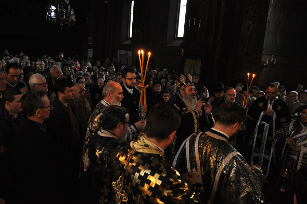 „Cea mai mare veste bună este că Dumnezeu a coborât pe pământ“ 42244