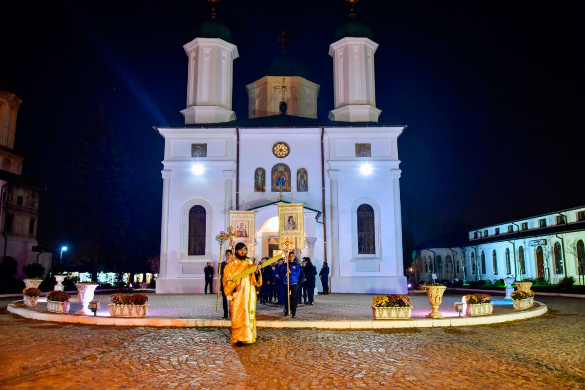 Evenimente vechi şi noi din ţinuturile Olteniei 42313