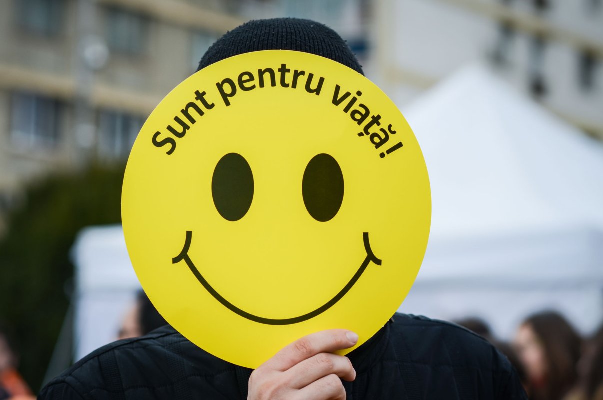 Marşul pentru viaţă a binevestit: „Ajută mama şi copilul! Ei depind de tine“ 42246