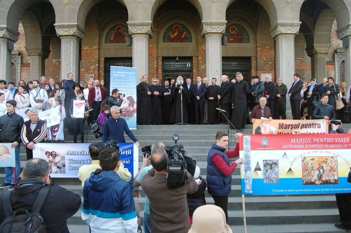 Praznicul Bunei Vestiri și darul sacru al vieții 42314