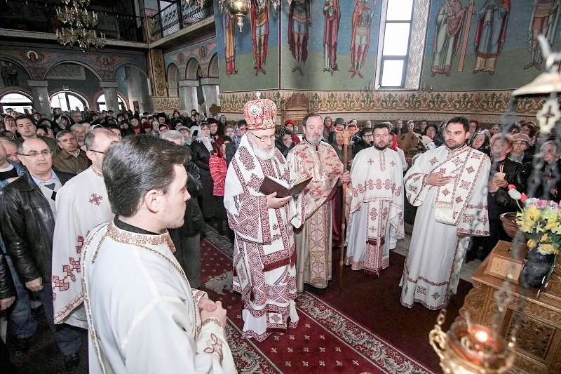 Slujiri arhierești în Muntenia și Dobrogea 42193