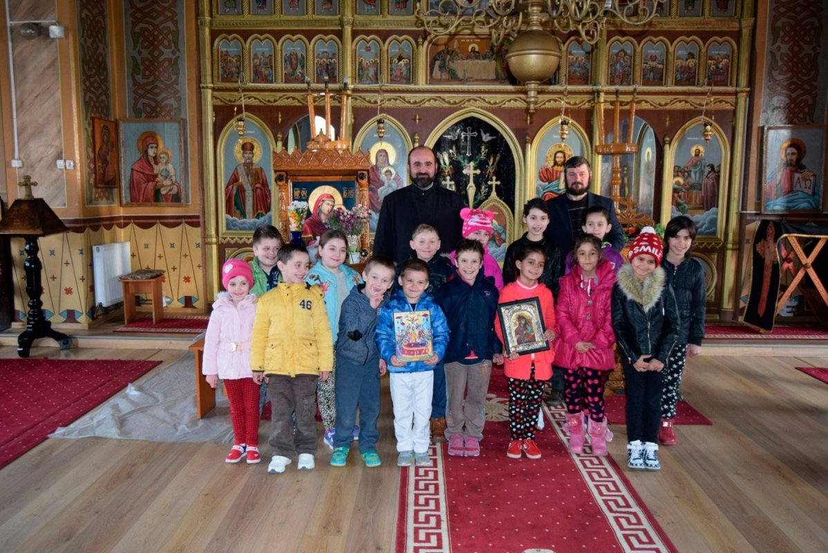 Activitate catehetică în Parohia Valea Bisericii-Orleşti 42141