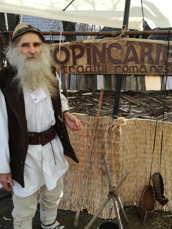 „Meșterul adevărat transmite meșteșugul ca pe o legendă” 42155