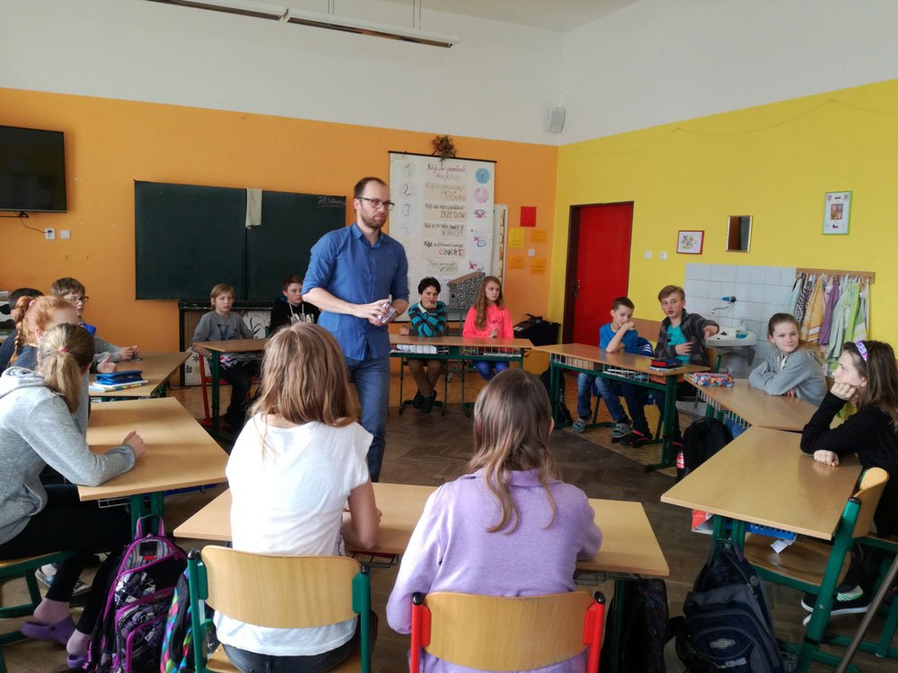 Proiect destinat învăţării mediate, pentru copii cu „nevoi educaţionale speciale” 42071