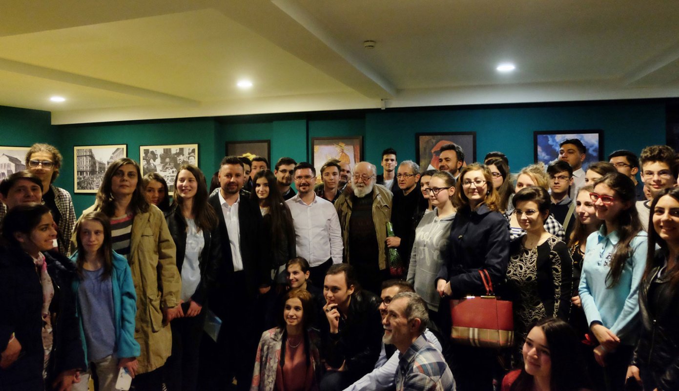 Tineri buzoieni în vizită culturală la București 42107