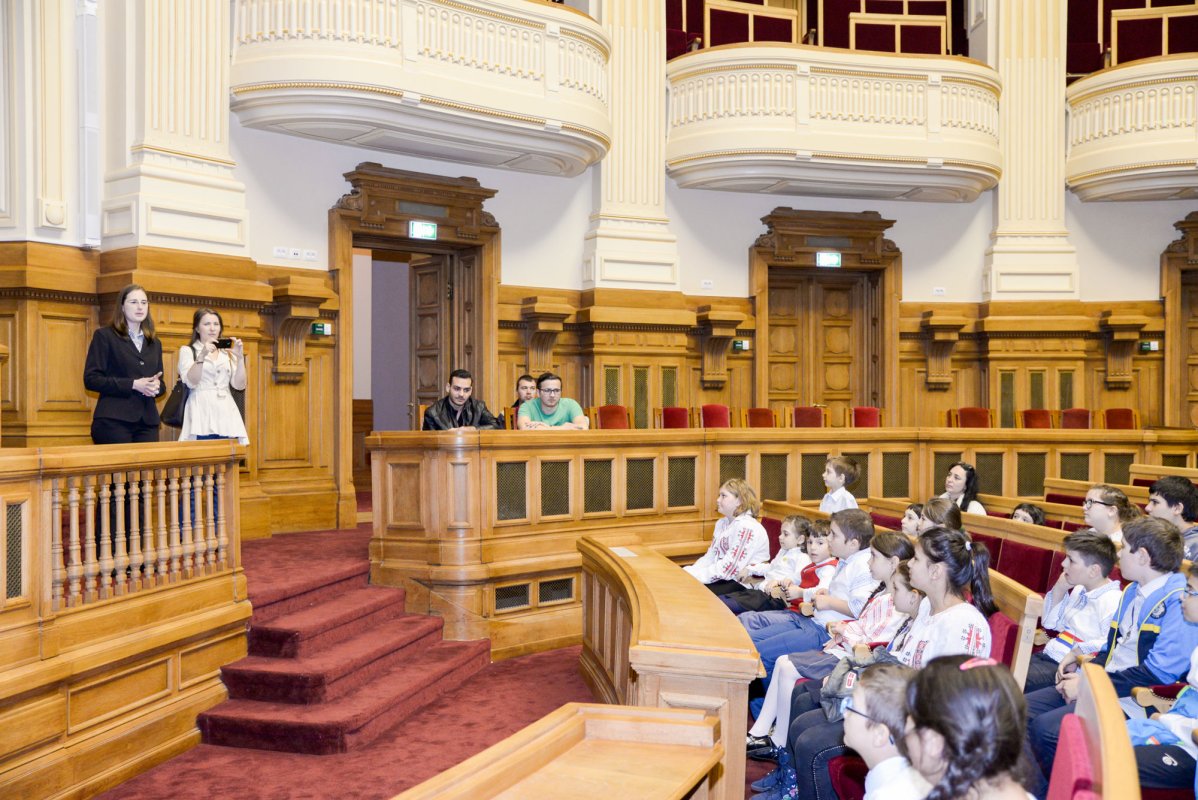 Vizită la Palatul Patriarhiei 41998