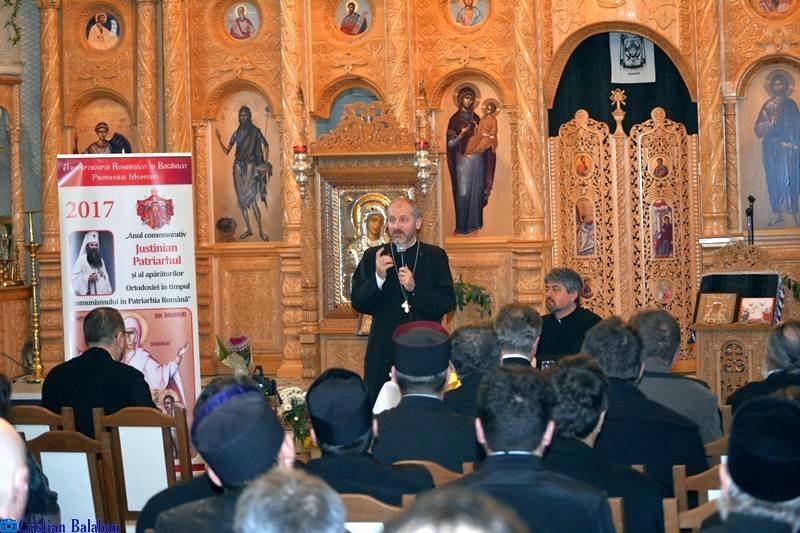 Conferinţă în catedrala oraşului Moineşti 41885