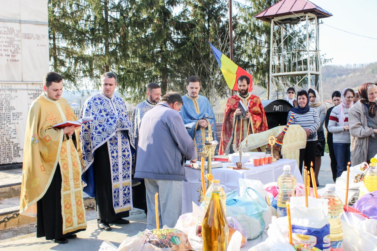 Maslu de obşte pentru credincioşii Parohiei Țicleni 41944