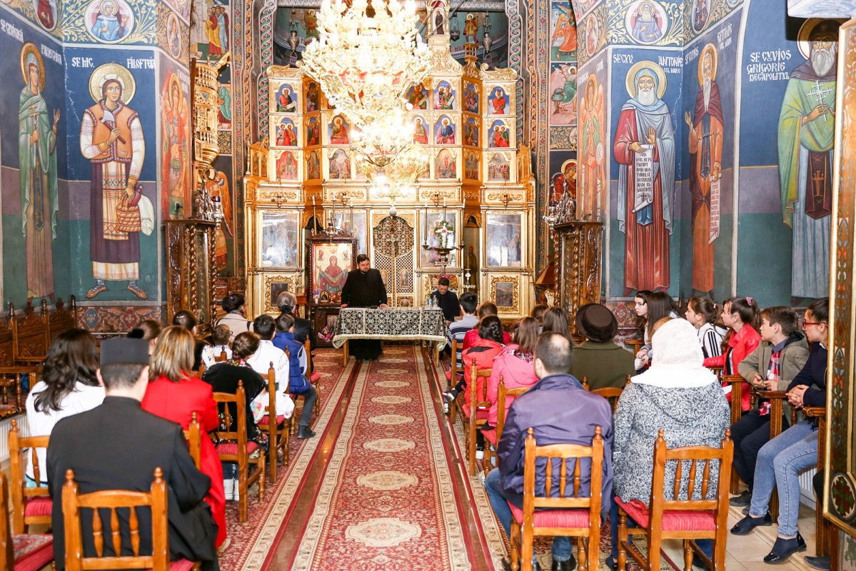 Premiere a tinerilor din Protoieria Focșani I 41914