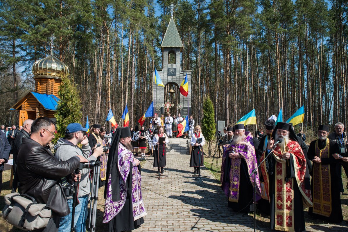 Comemorarea românilor uciși la Fântâna Albă 41740