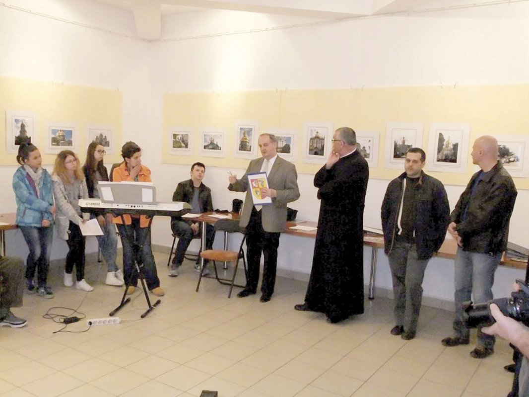 Manifestare cultural-spirituală la Parohia „Sfinţii Apostoli Petru şi Pavel” din Reșița  41652