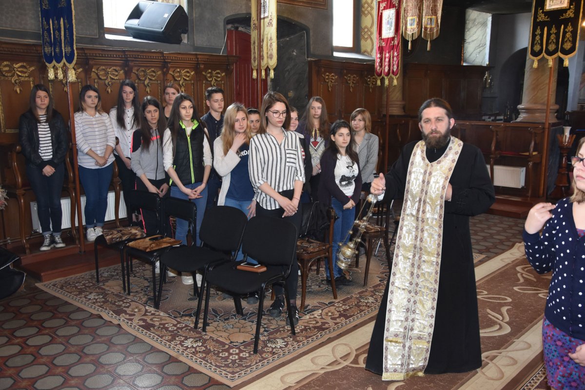 Seară duhovnicească la Moldova Nouă 41645