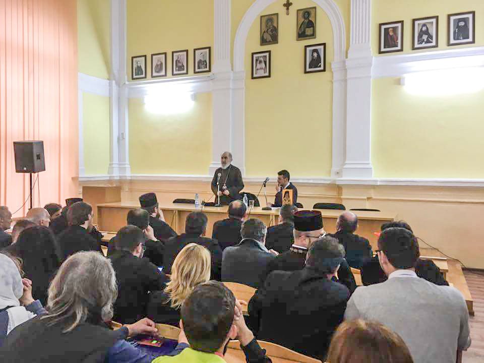 Înaltpreasfințul Părinte Arhiepiscop Timotei a conferențiat la Arad 41612