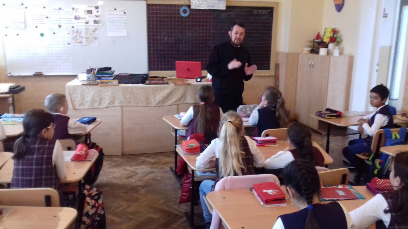 Activitate educațională la Școala Gimnazială Variaș 41551