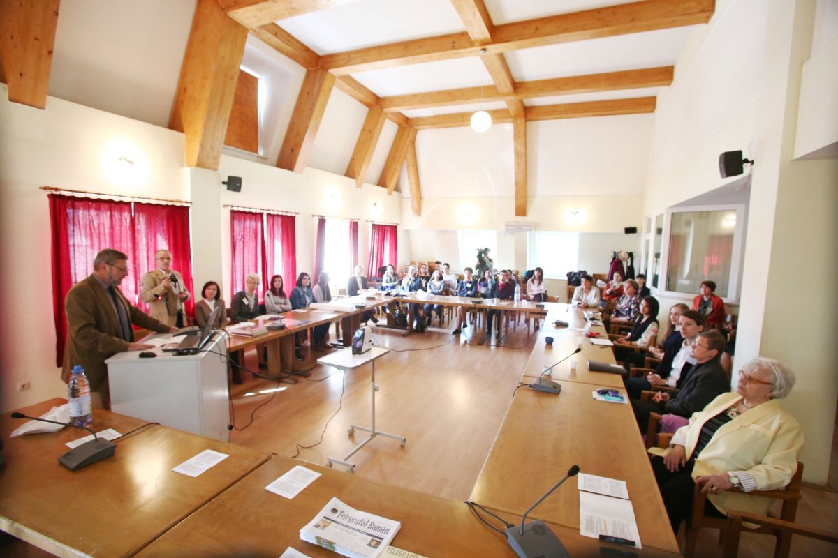 Ediții transliterate ale Telegrafului Român, lansate la Sibiu 41526