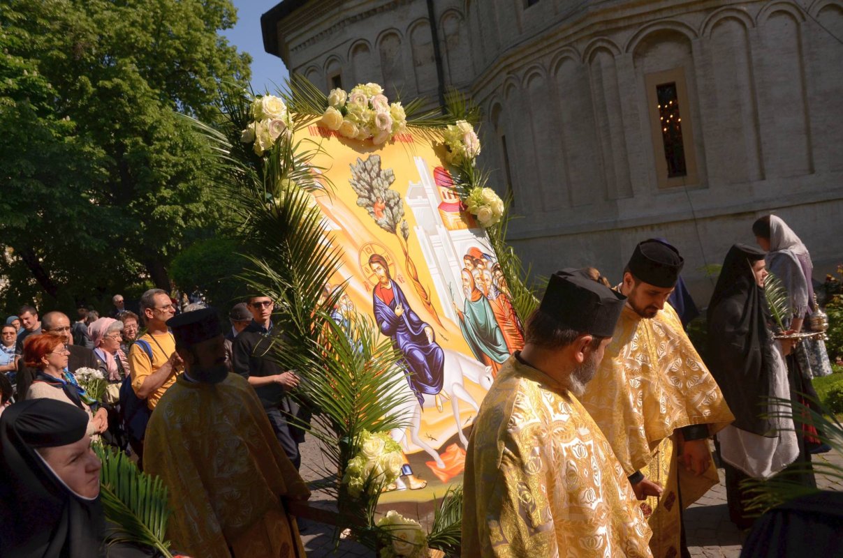 Duminica Floriilor şi urbanitatea credinţei 41455
