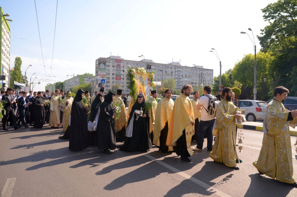 Duminica Floriilor şi urbanitatea credinţei 41459