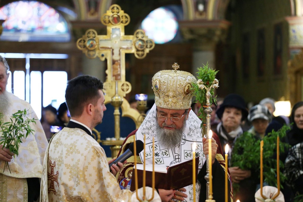 Procesiuni de Florii, la Sibiu şi Bistriţa 41349