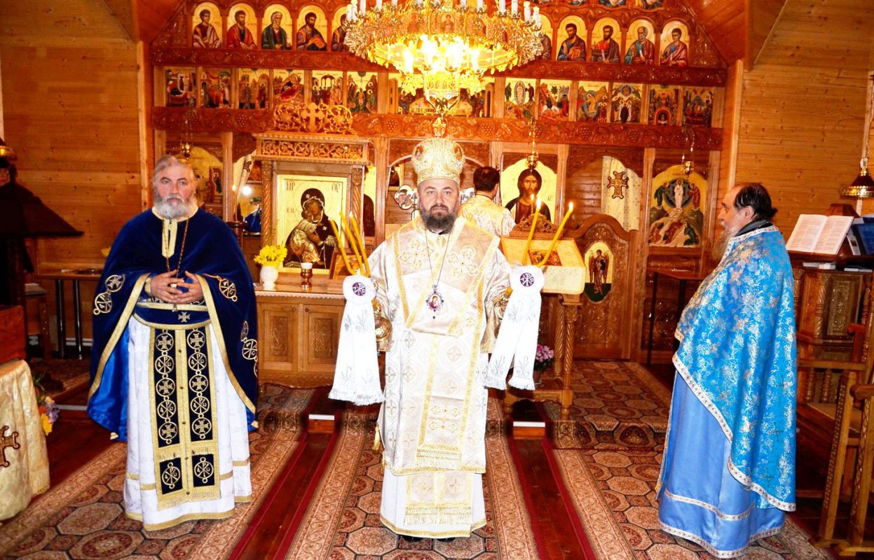 Slujiri arhiereşti la Sâmbăta lui Lazăr 41359