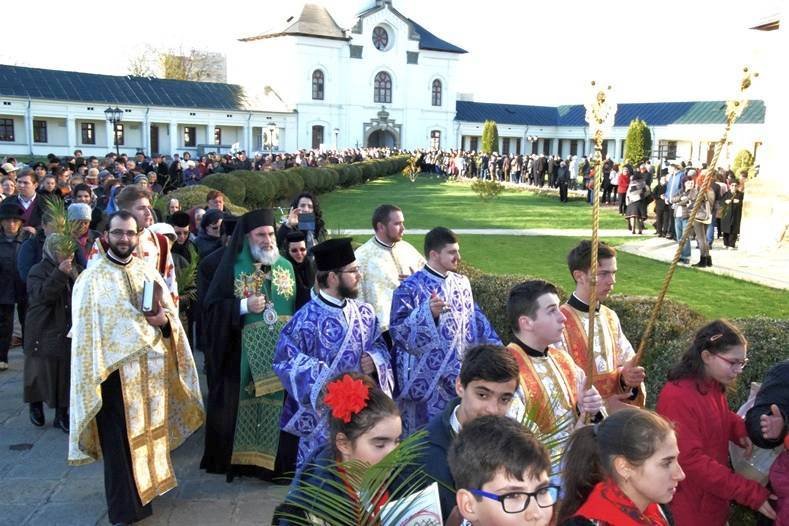 Duminica Floriilor, serbată în oraşele Bacău şi Roman 41280