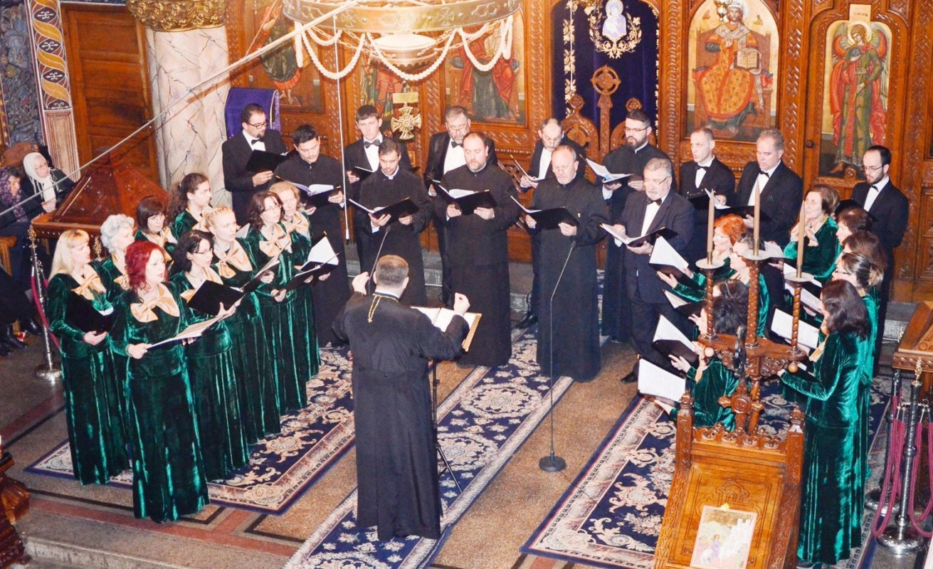 Muzică religioasă şi concerte caritabile, în aşteptarea Învierii Domnului 41322