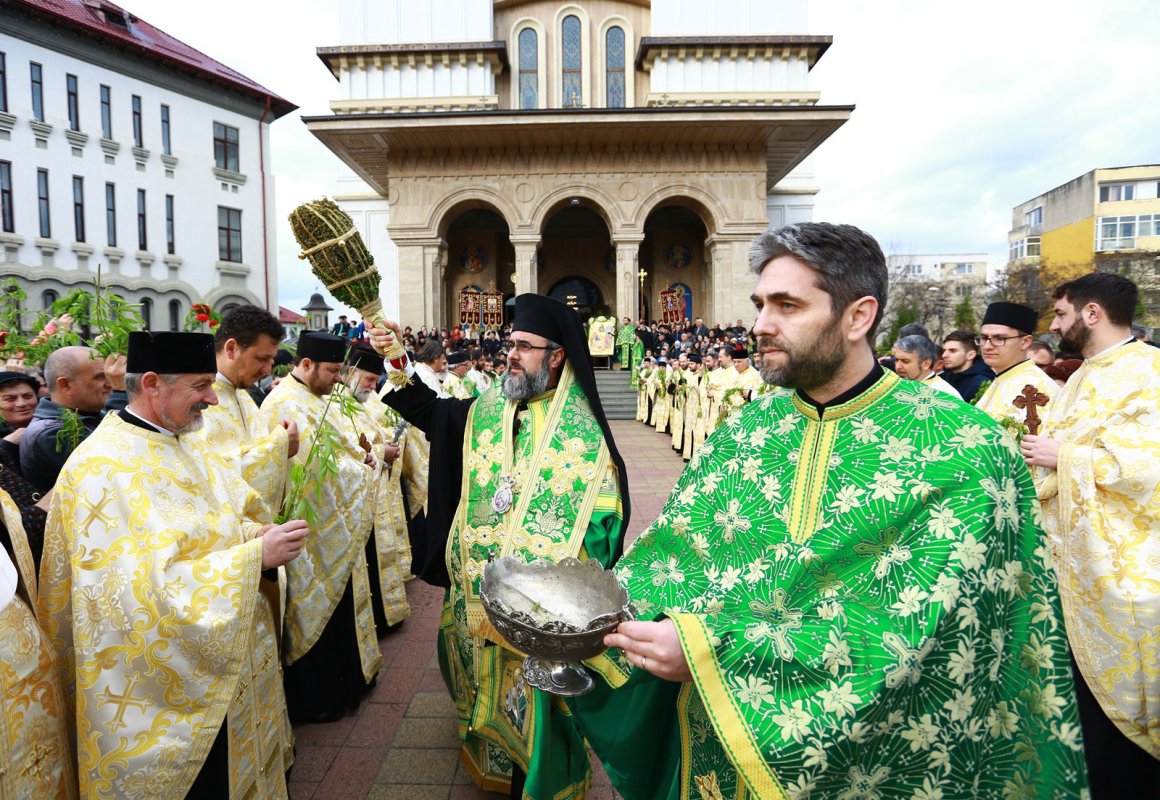 Praznicul Floriilor  în Muntenia şi Dobrogea 41300