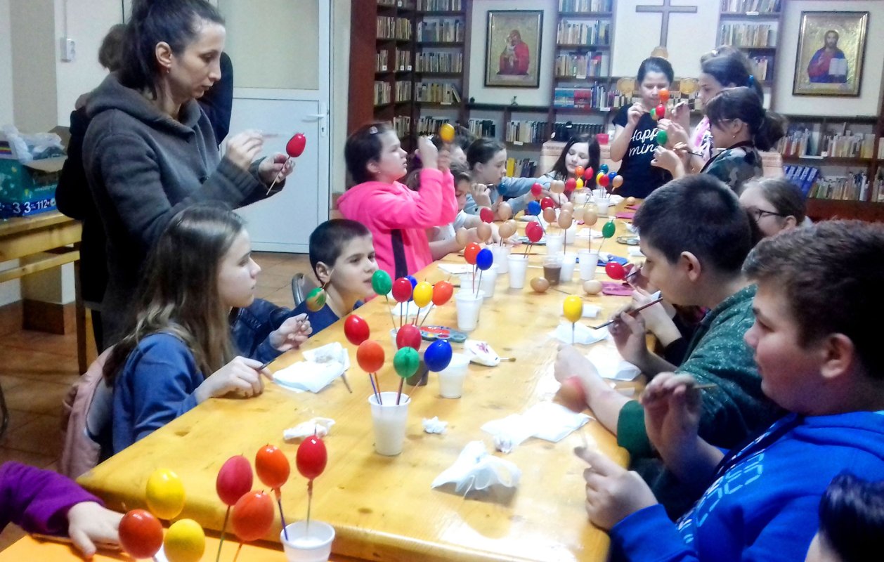 Filantropie în parohia clujeană „Naşterea Domnului” 41236