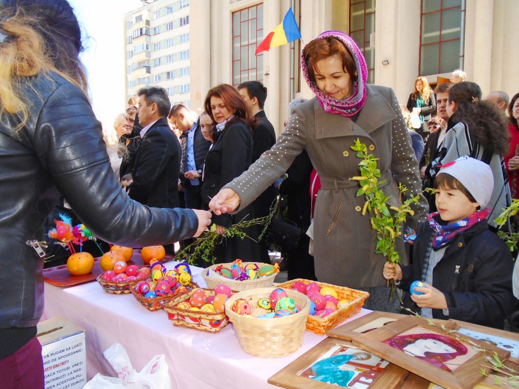 Filantropie în parohia clujeană „Naşterea Domnului” 41240