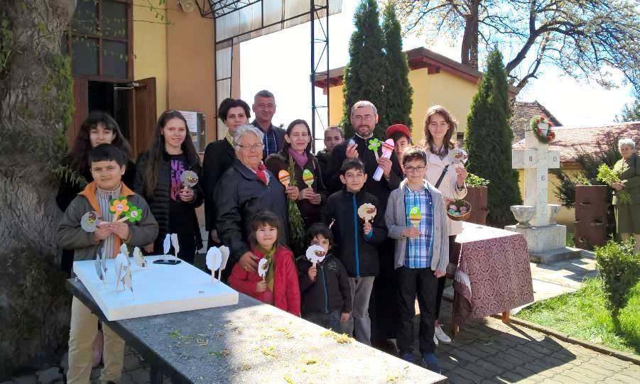 Ateliere de încondeiat ouă, destinate copiilor şi tinerilor 41179