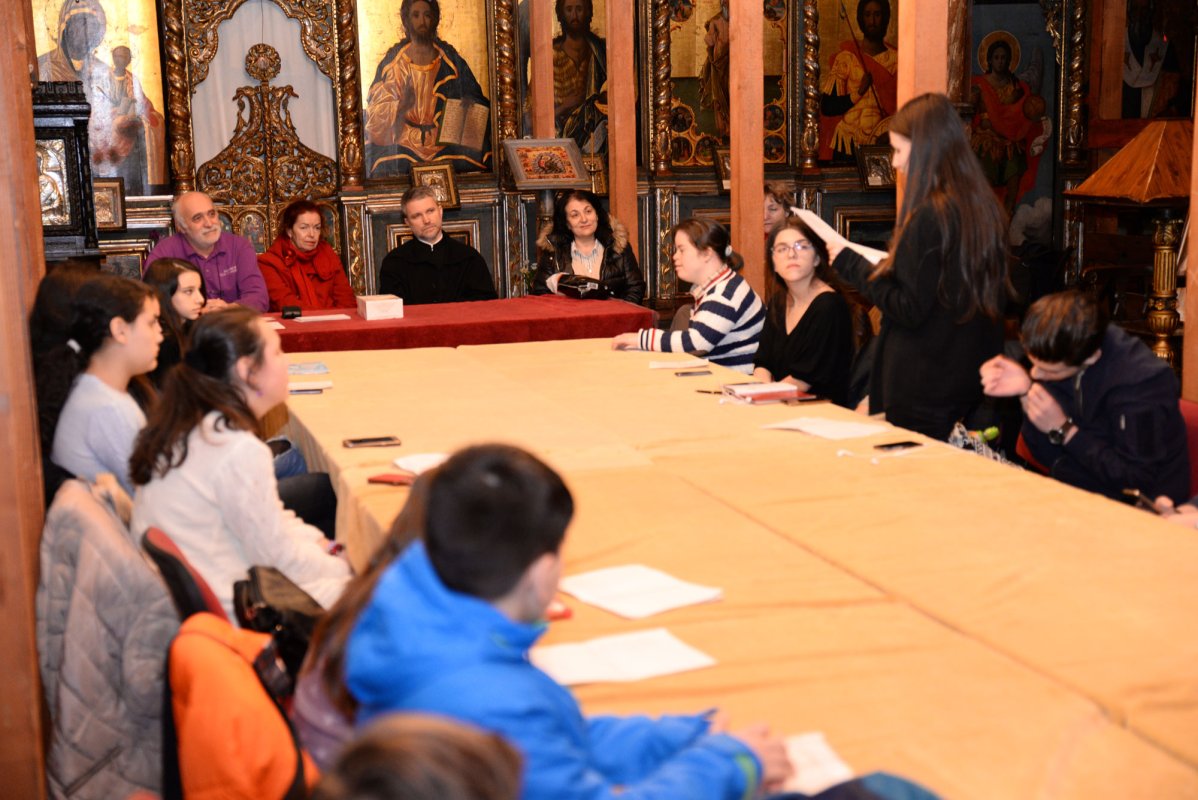 Bursierii Sfântului Antim Ivireanul 41217