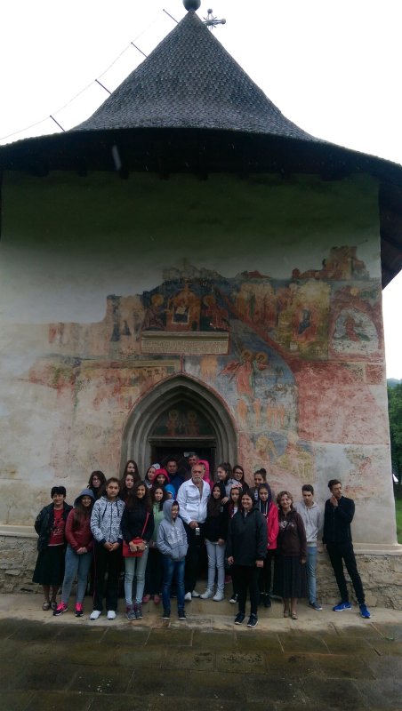 Bursierii Sfântului Antim Ivireanul 41219