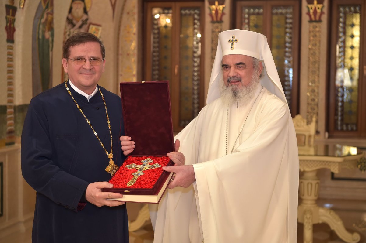 Recunoştinţă şi binecuvântare pentru Paraclisele Patriarhale 41197