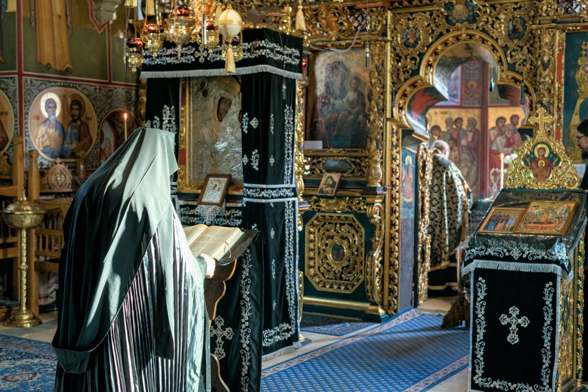 Tăcerea și smerenia zilelor mântuitoare 41223