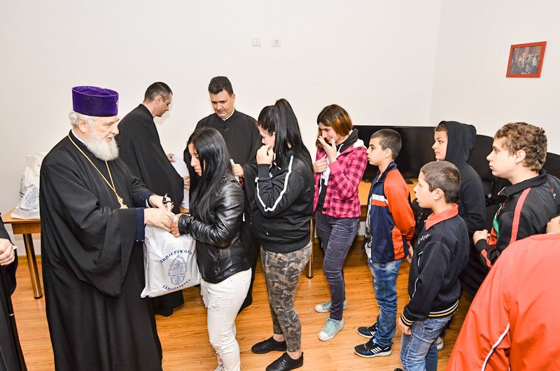 Daruri pentru familiile nevoiașe și persoanele cu dizabilităţi 41155