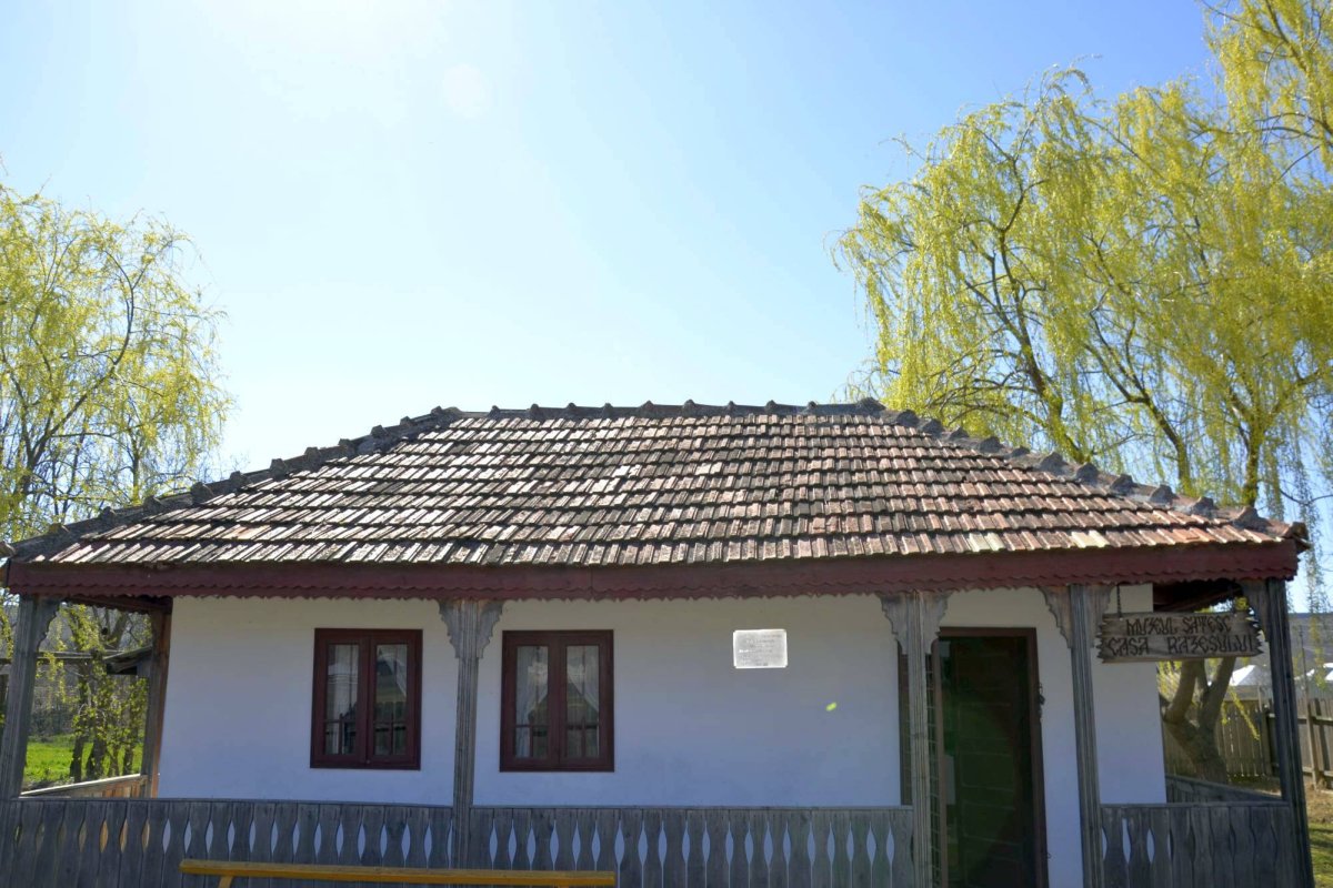 Paștile răzeșilor de la Pogonești 41085