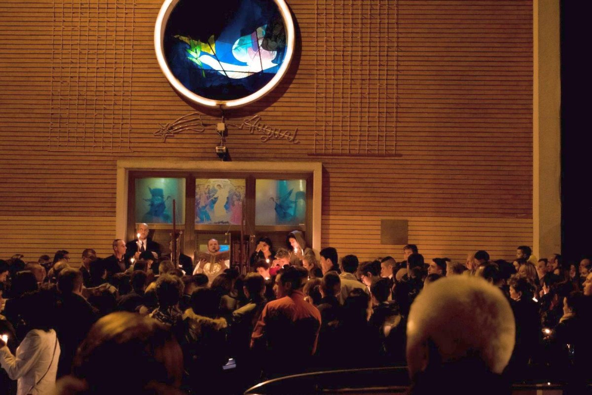 Trieste, locul în care românii şi-au chemat Biserica după ei 41047