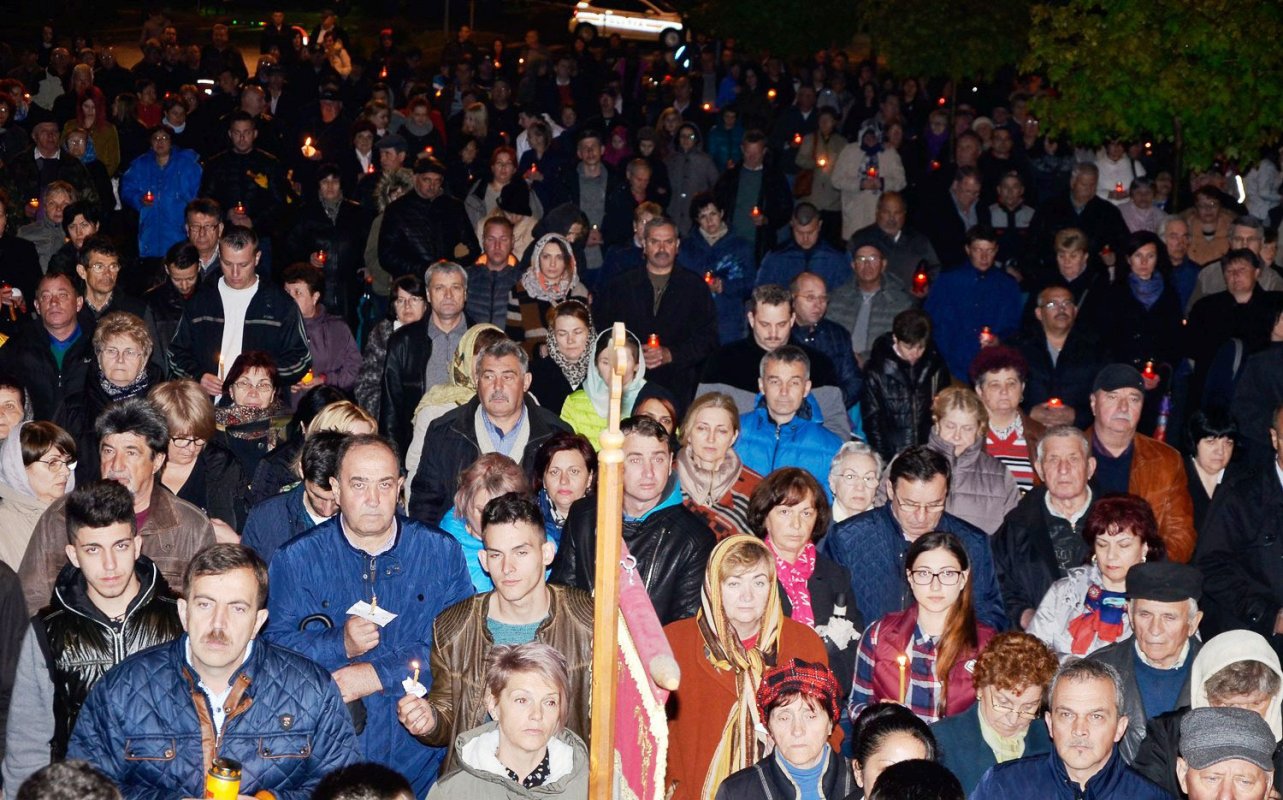 Slujiri arhiereşti la praznicul Învierii Domnului Iisus Hristos 40898