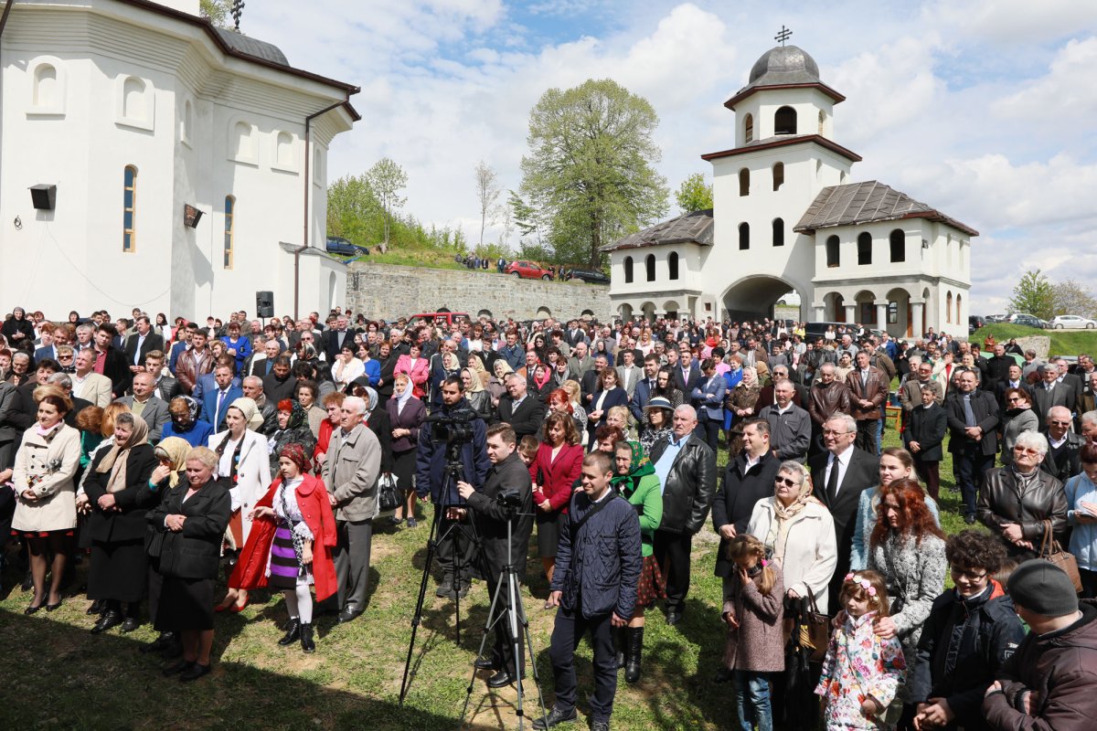 Slujiri arhiereşti la praznicul Învierii Domnului Iisus Hristos 40902