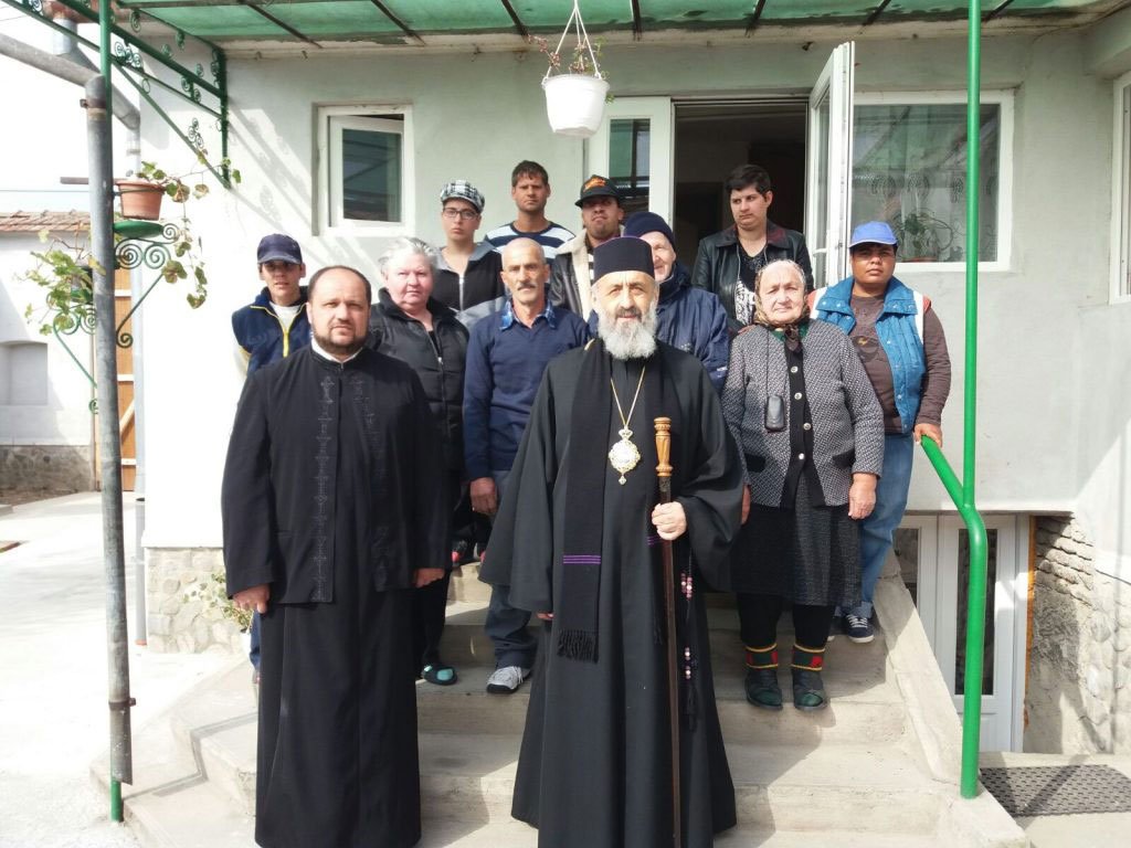 Daruri pentru vârstnici, bolnavi şi persoane defavorizate 40864