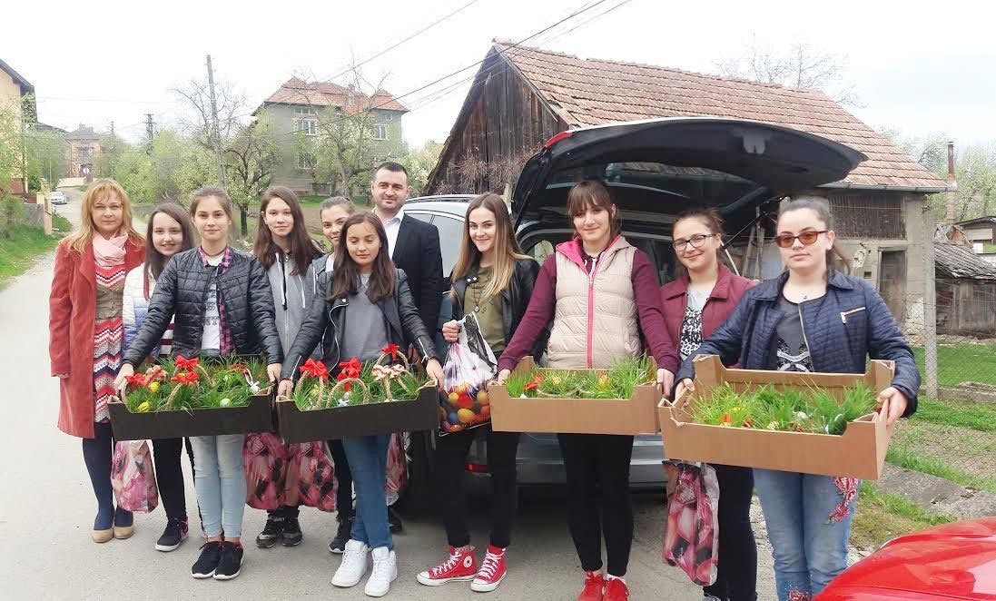 Campania caritabilă „Micul tău dar, pentru Marea Bucurie”, organizată de Asociaţia Filantropia Ortodoxă Dej 40716