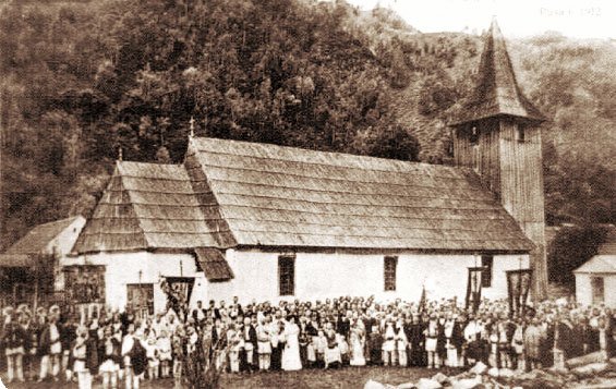 „Statu la vase în Lunea Paştelui” – obicei popular cu origini străvechi, unic în România, păstrat în comuna Şugag, Alba 40715