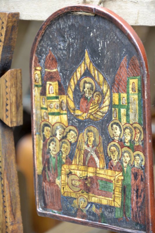 Icoana de vatră, „zăvorul” casei 40803