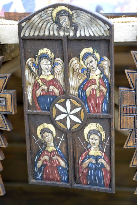 Icoana de vatră, „zăvorul” casei 40805