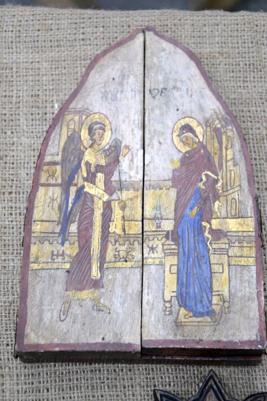 Icoana de vatră, „zăvorul” casei 40808