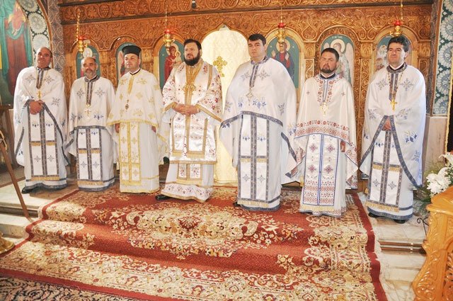 Sărbătoarea Izvorul Tămăduirii 40640