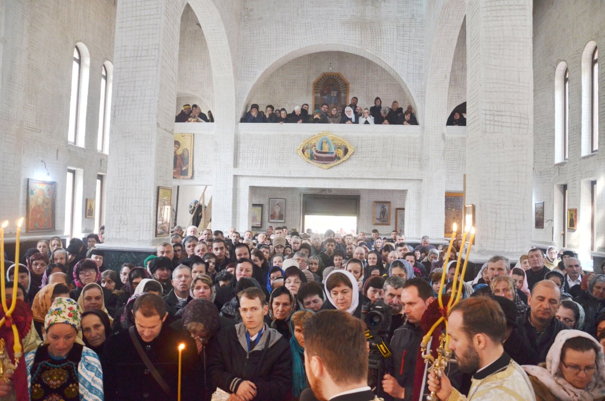 Sărbătoarea Izvorul Tămăduirii 40643