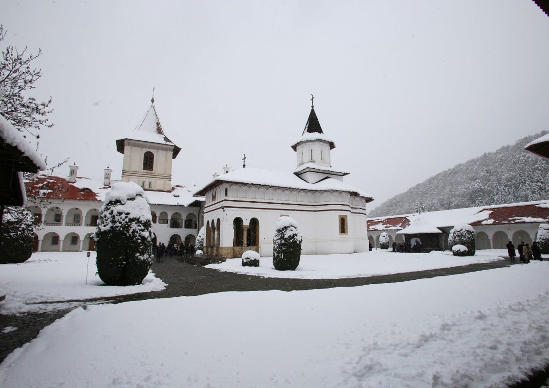 Sărbătoarea Izvorul Tămăduirii 40649