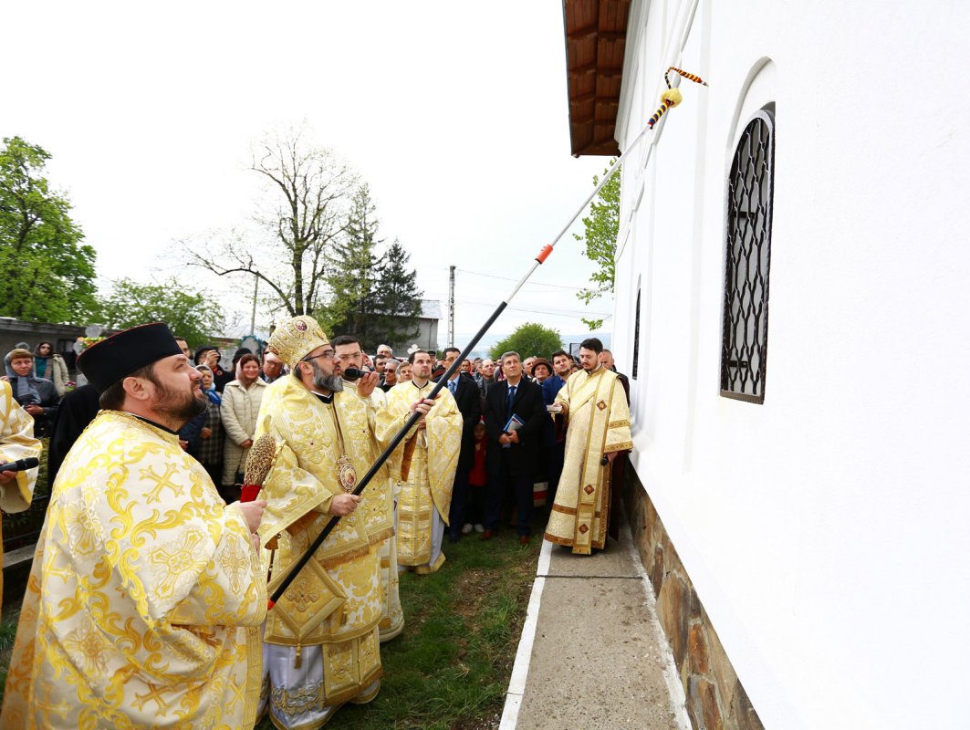 Duminica Tomii în eparhii din Muntenia 40625