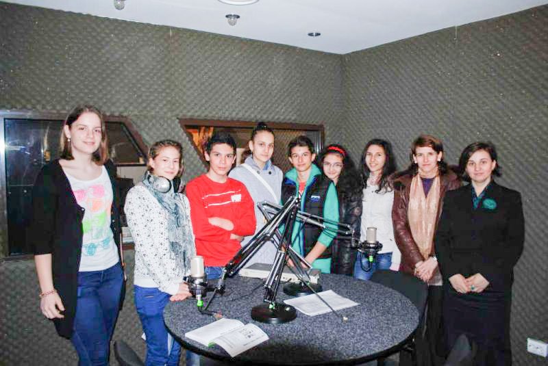 Radio Lumina, 12 ani de emisie 40500